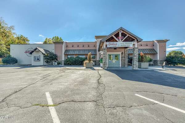 1.78 Acres of Improved Commercial Land for Sale in Kingsport, Tennessee