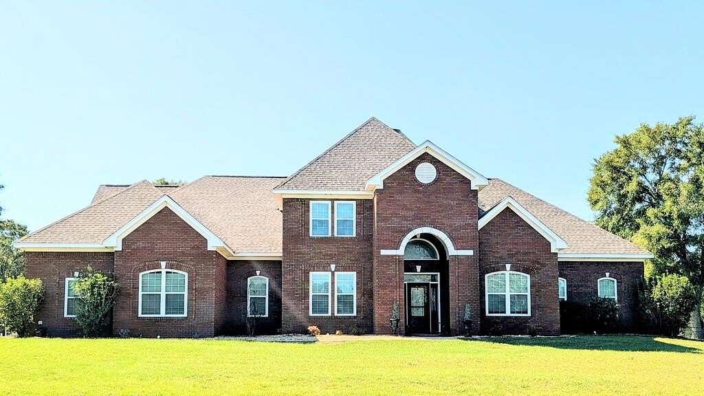 17.9 Acres of Land with Home for Sale in Newton, Alabama