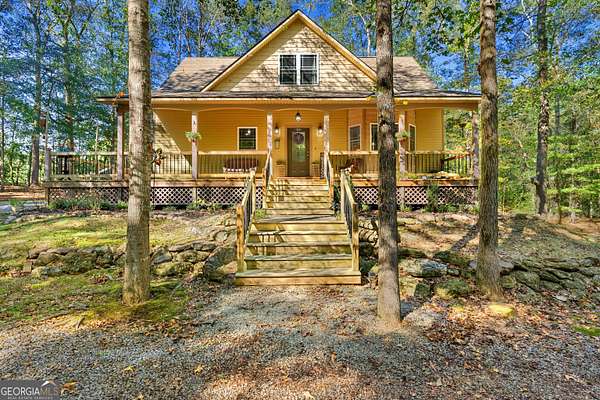 1.53 Acres of Land with Home for Sale in Bowersville, Georgia