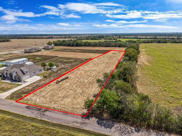 2 Acres of Residential Land for Sale in Caddo Mills, Texas