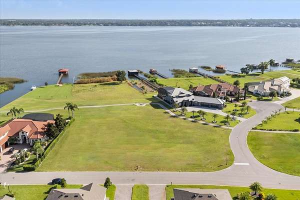 1.26 Acres of Residential Land for Sale in Tavares, Florida