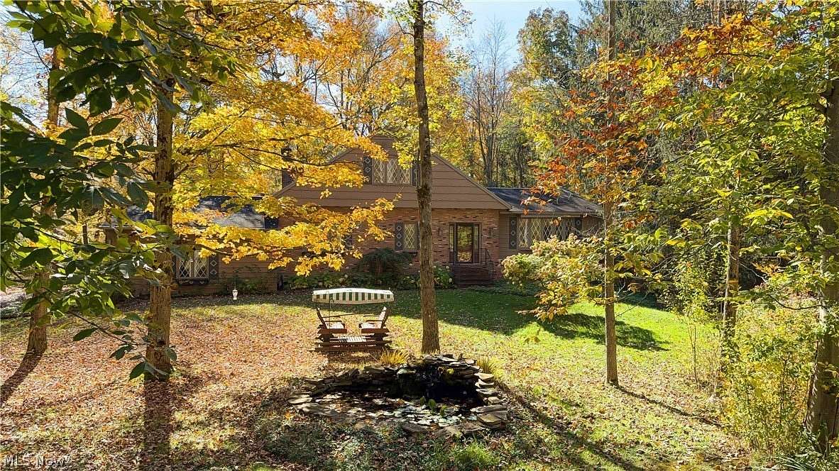 1.5 Acres of Land with Home for Sale in Novelty, Ohio