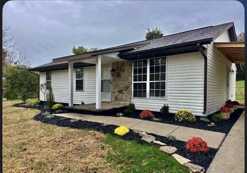 2 Acres of Land with Home for Sale in Cynthiana, Kentucky