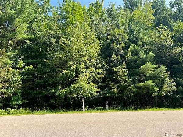 0.44 Acres of Residential Land for Sale in Standish Township, Michigan