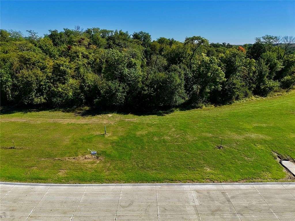 0.47 Acres of Residential Land for Sale in Cedar Rapids, Iowa