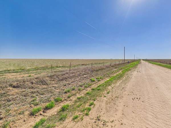 10 Acres of Land for Sale in Canyon, Texas