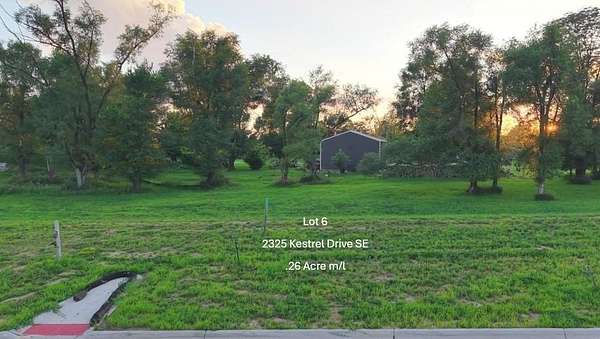 0.26 Acres of Residential Land for Sale in Cedar Rapids, Iowa