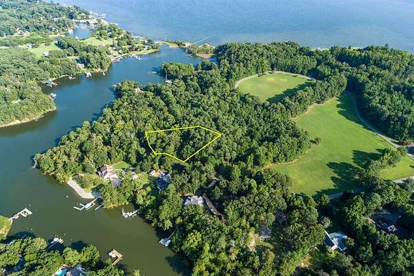 1.5 Acres of Land for Sale in Deltaville, Virginia