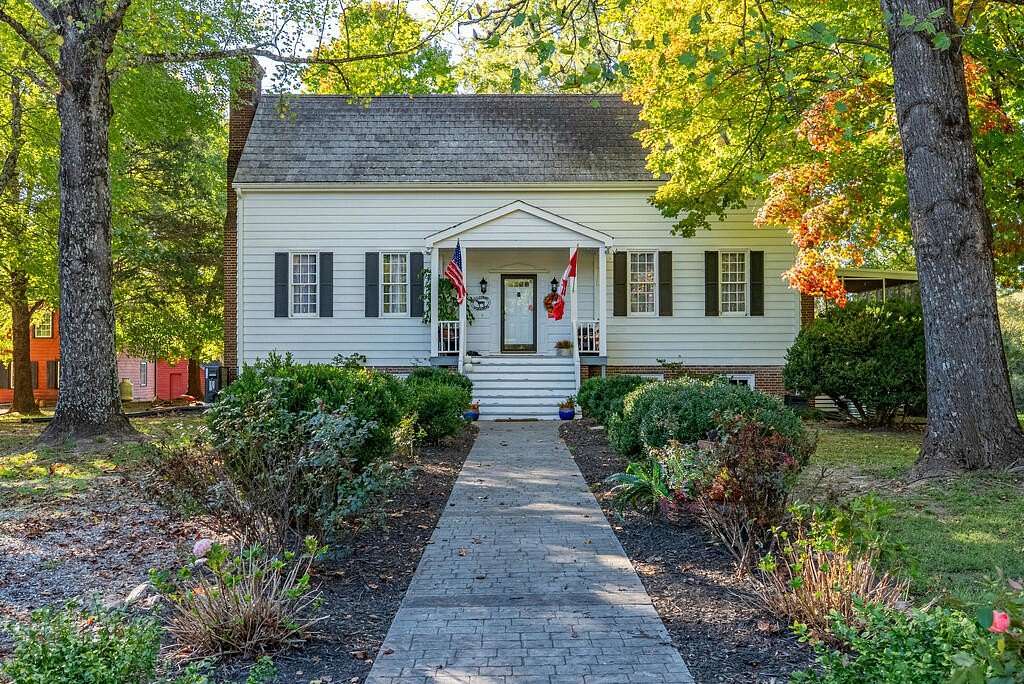 20 Acres of Agricultural Land with Home for Sale in Phenix, Virginia