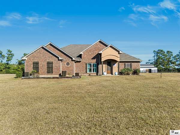 3.78 Acres of Land with Home for Sale in West Monroe, Louisiana