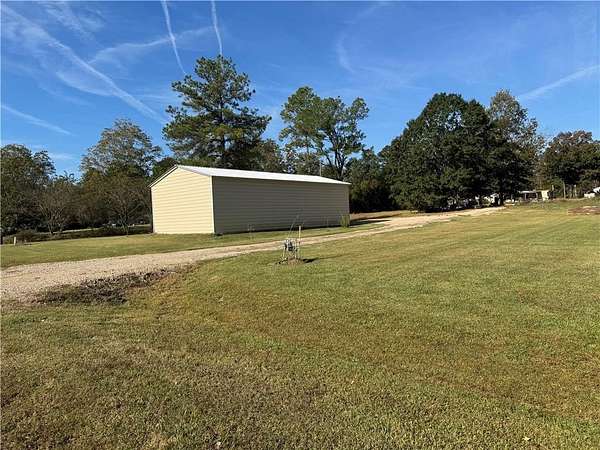 1 Acre of Residential Land for Sale in Deville, Louisiana
