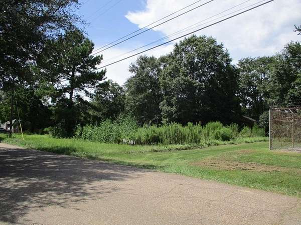 0.41 Acres of Commercial Land for Sale in Franklinton, Louisiana