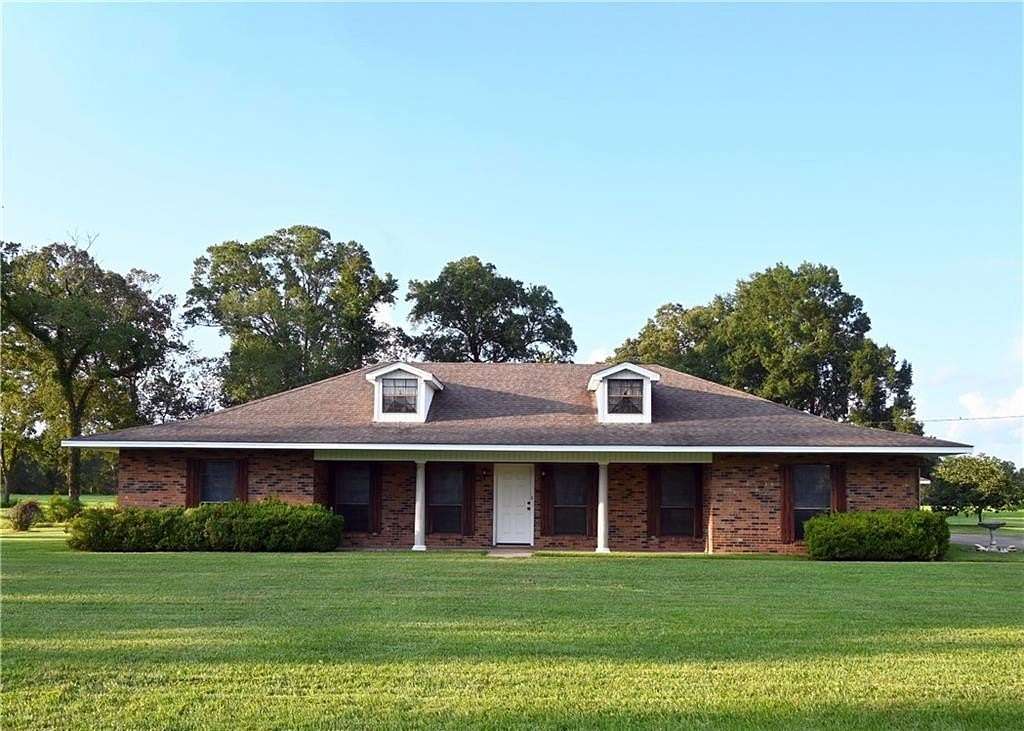 7 Acres of Land with Home for Sale in Hessmer, Louisiana