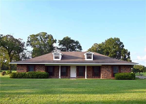 7 Acres of Land with Home for Sale in Hessmer, Louisiana
