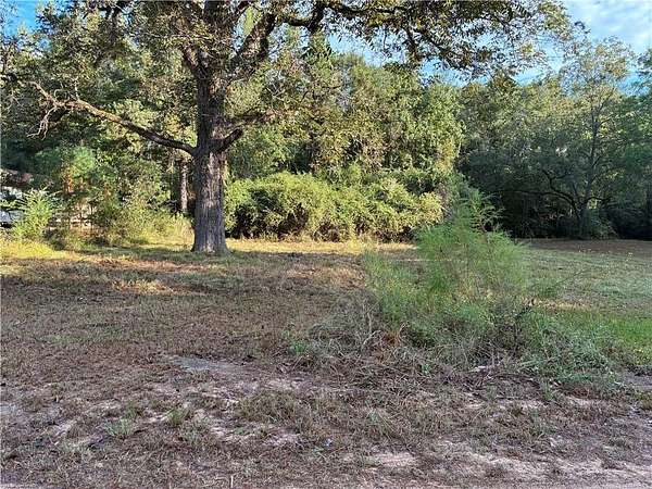 7.68 Acres of Land for Sale in Goldonna, Louisiana