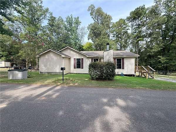 1.5 Acres of Land with Home for Sale in Elmer, Louisiana