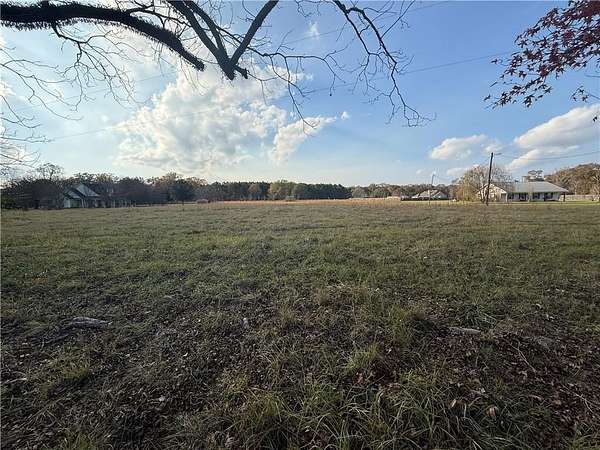 2.18 Acres of Residential Land for Sale in Pineville, Louisiana