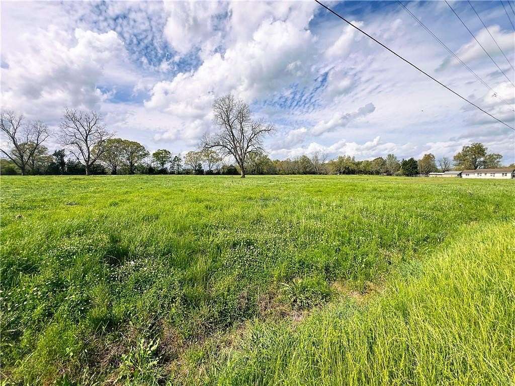 2 Acres of Residential Land for Sale in Hessmer, Louisiana