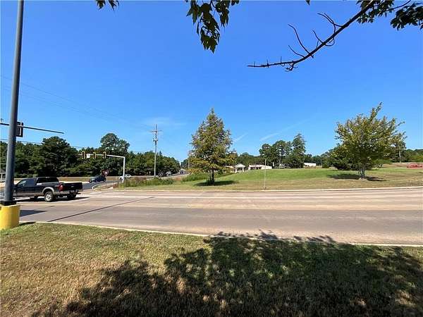1.14 Acres of Commercial Land for Sale in Jena, Louisiana