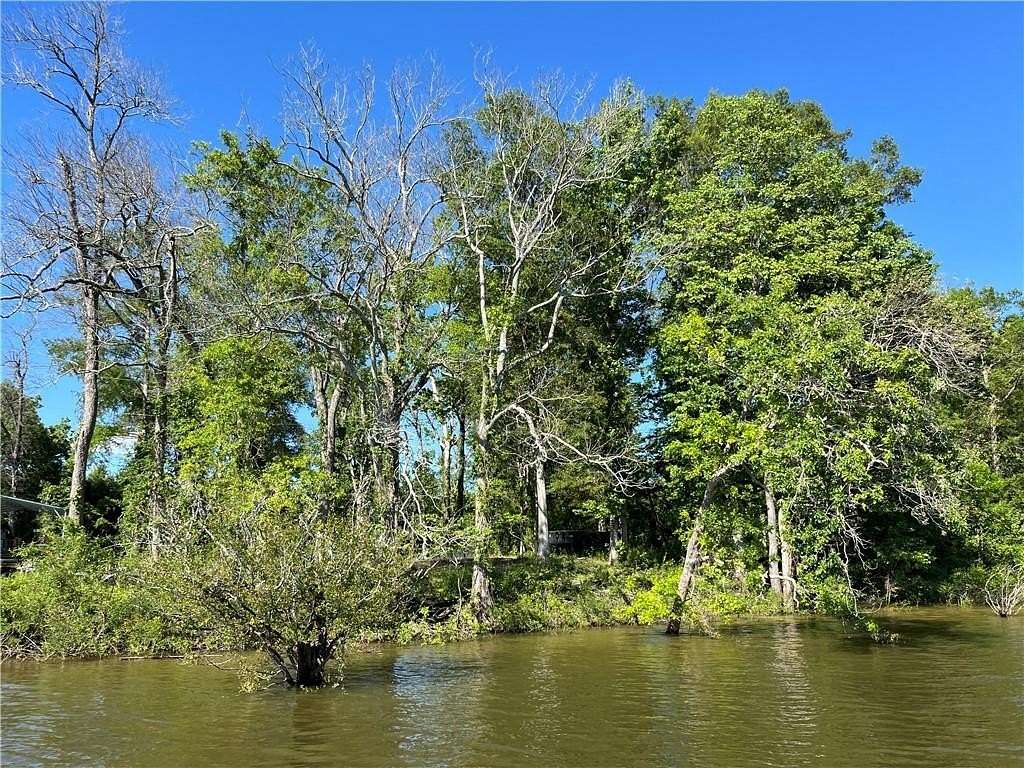 1 Acre of Land for Sale in Jonesville, Louisiana