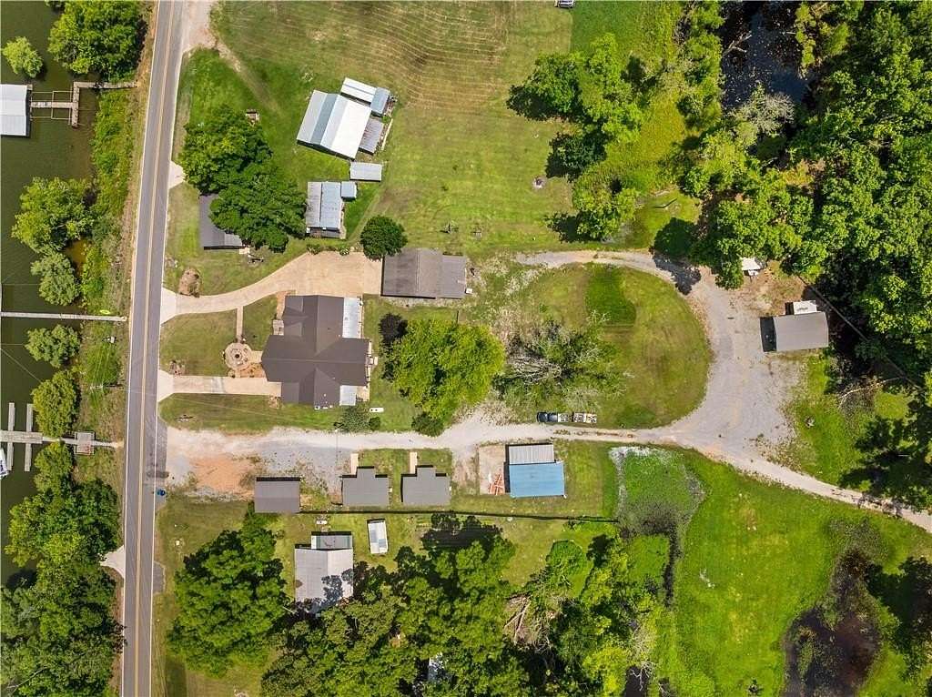 4 Acres of Commercial Land for Sale in Jonesville, Louisiana