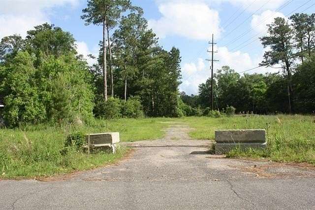 0.33 Acres of Commercial Land for Sale in Slidell, Louisiana