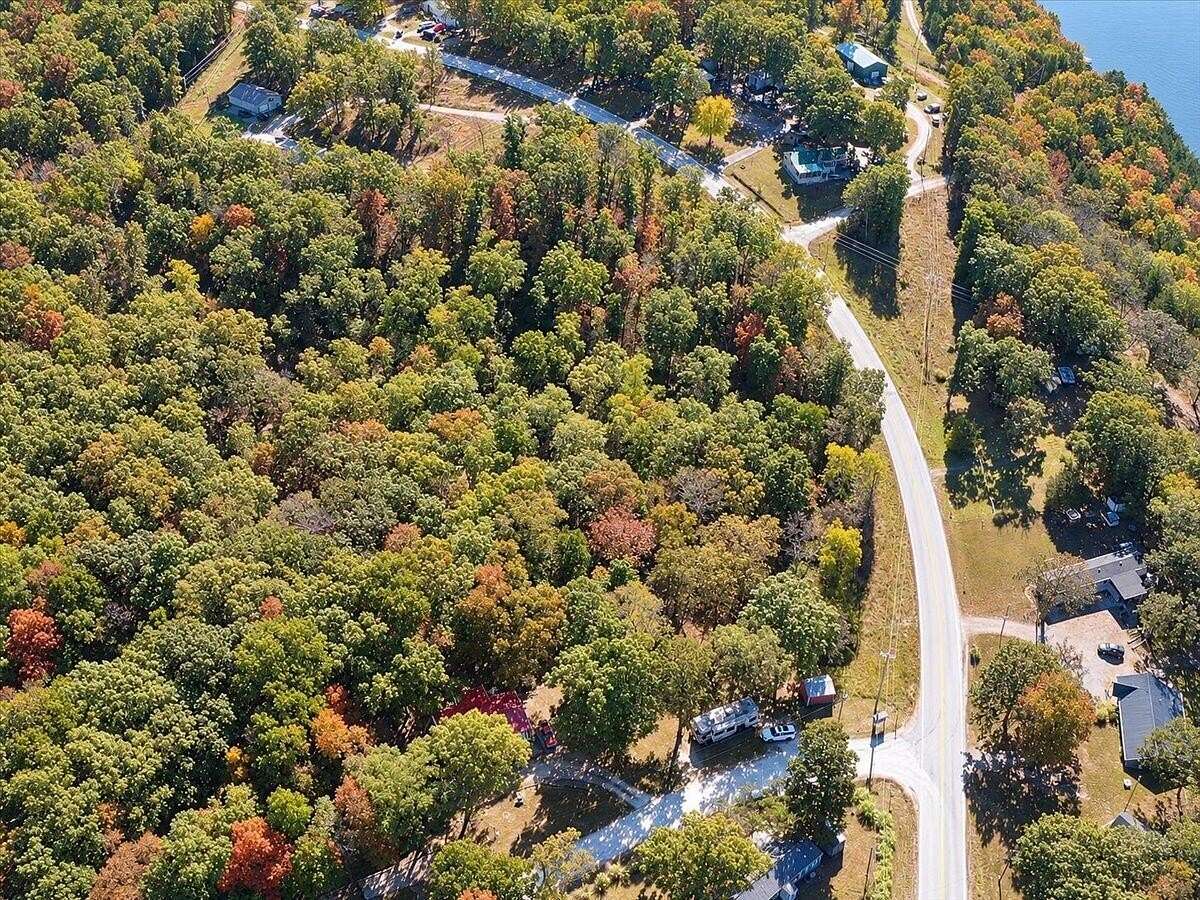 0.65 Acres of Land for Sale in Warsaw, Missouri