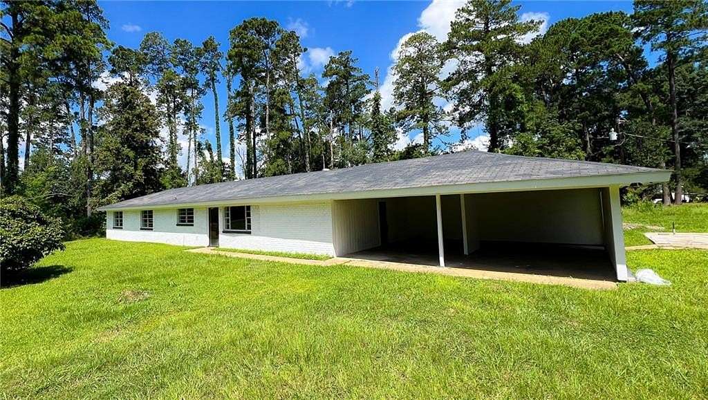 1.73 Acres of Land with Home for Sale in Marksville, Louisiana