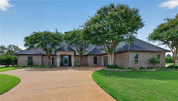 1.53 Acres of Land with Home for Sale in Natchitoches, Louisiana