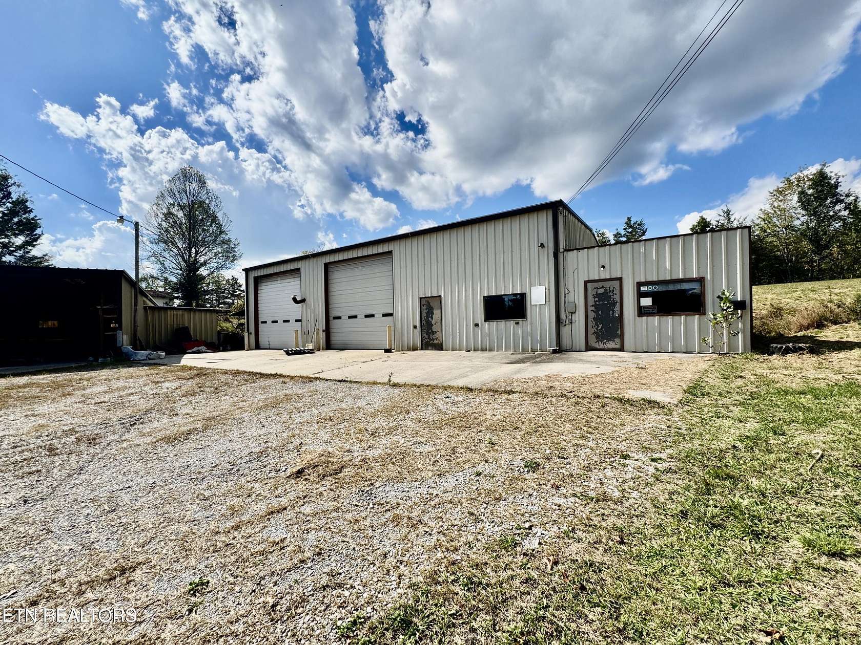 3 Acres of Improved Commercial Land for Auction in Winfield, Tennessee