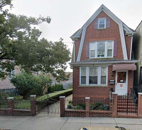 0.12 Acres of Residential Land for Sale in Corona, New York