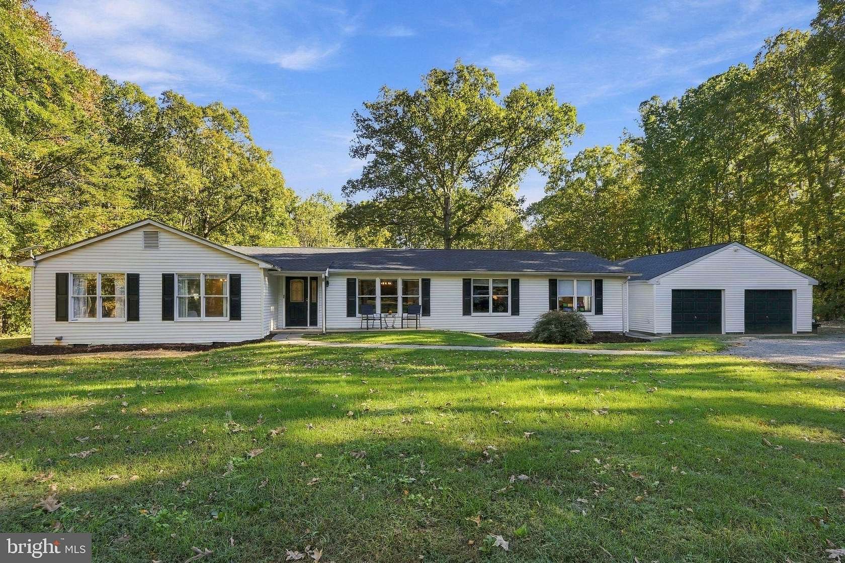 11.3 Acres of Land with Home for Sale in Sumerduck, Virginia