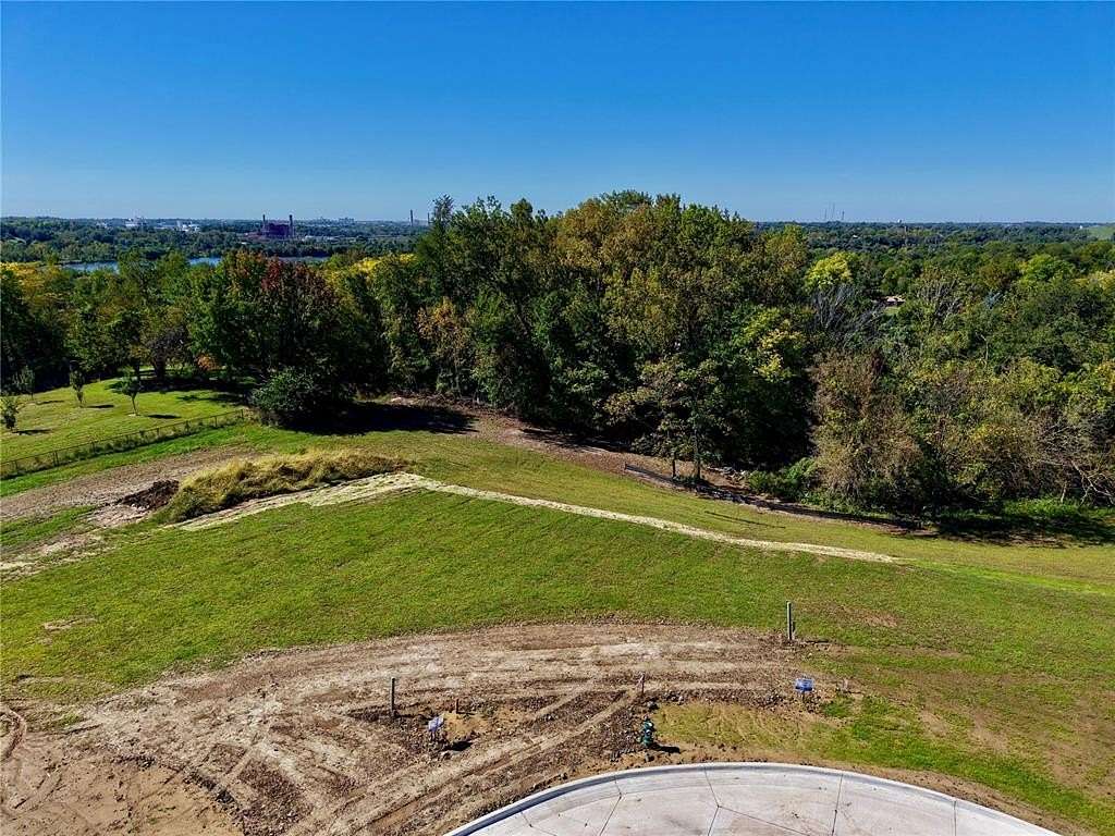 0.66 Acres of Residential Land for Sale in Cedar Rapids, Iowa