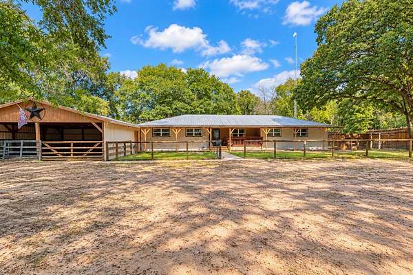 3 Acres of Land with Home for Sale in Eustace, Texas