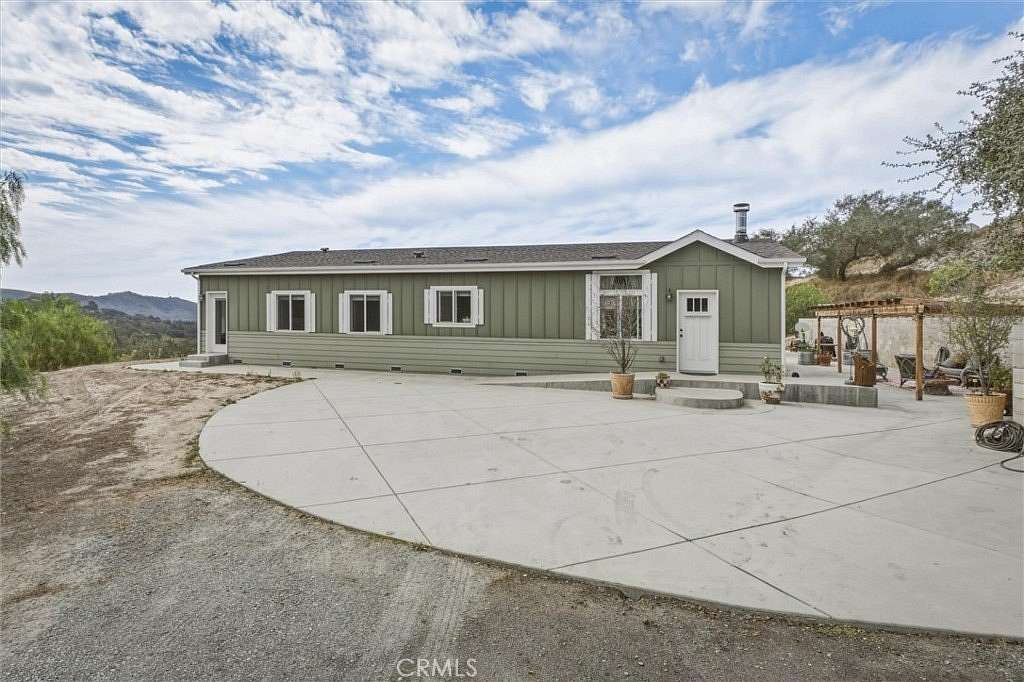 10.1 Acres of Land with Home for Sale in Arroyo Grande, California