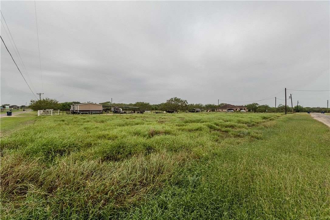 1 Acre of Residential Land for Sale in Alice, Texas