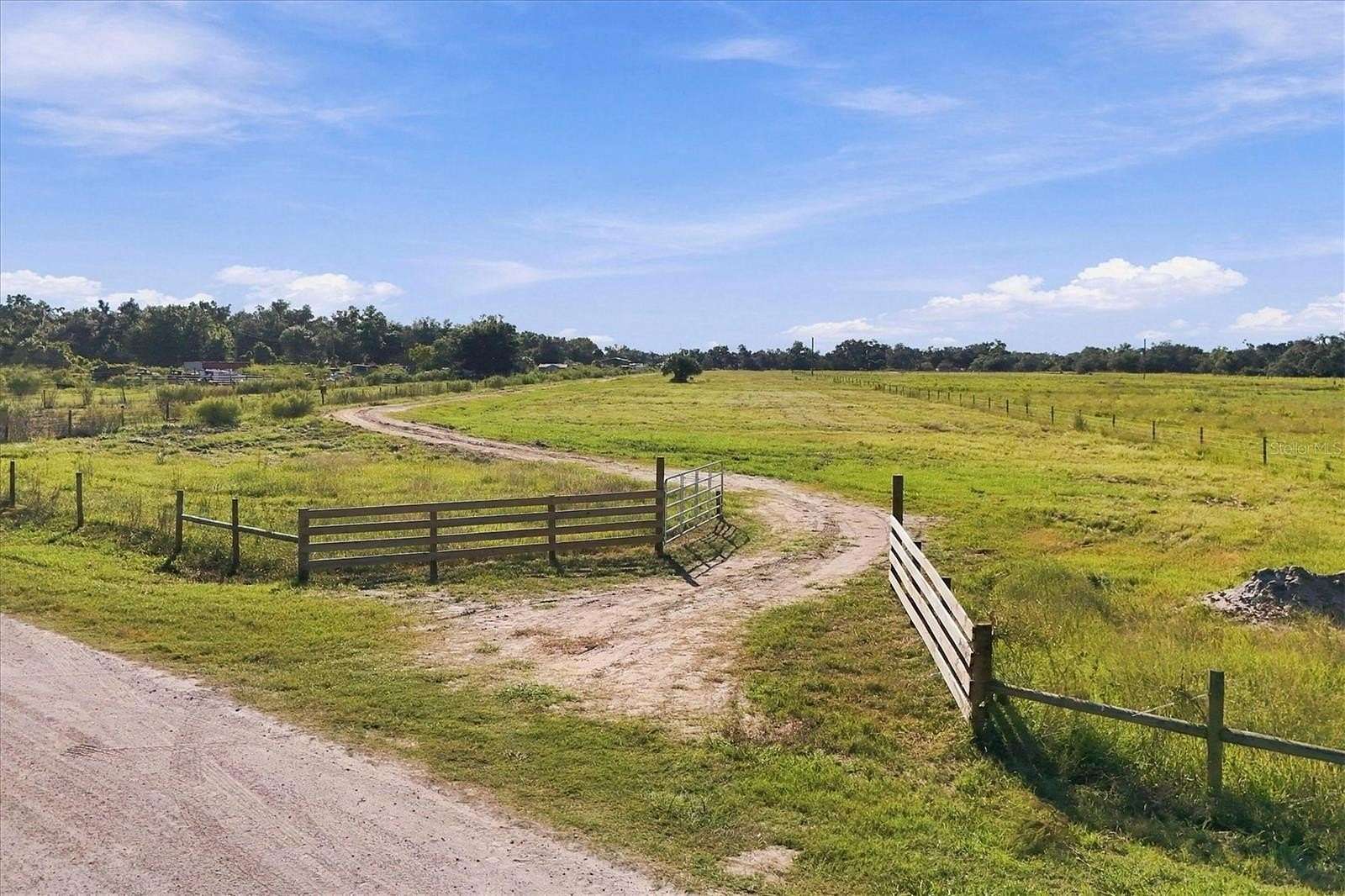 22.4 Acres of Land for Sale in Myakka City, Florida