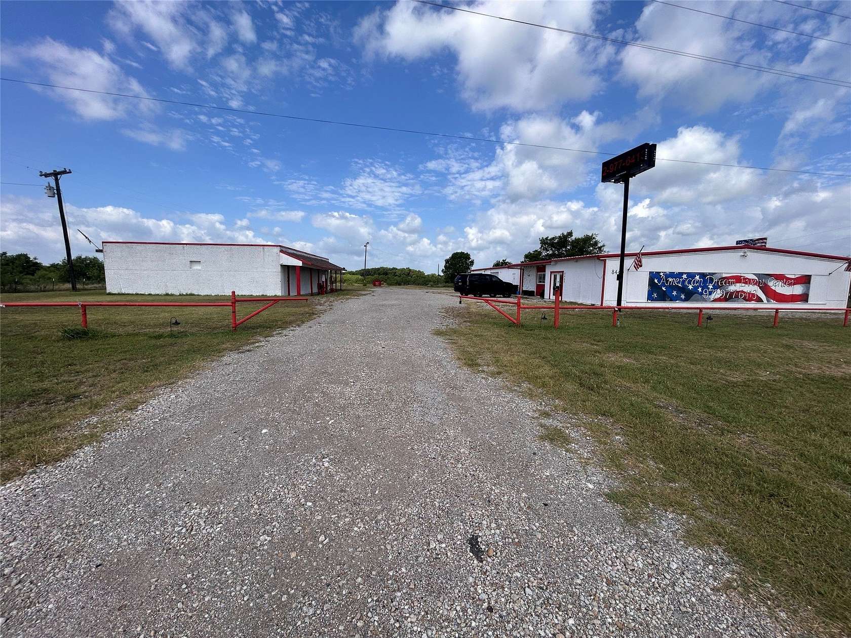 2.5 Acres of Commercial Land for Sale in Kemp, Texas