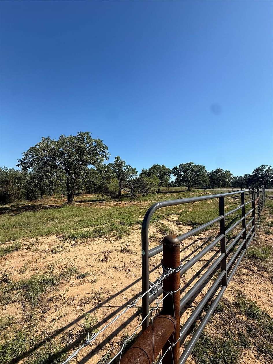 2 Acres of Residential Land for Sale in Springtown, Texas
