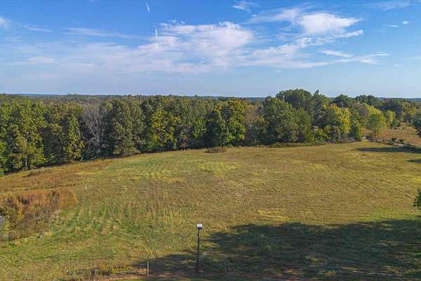 2.77 Acres of Residential Land for Sale in Westmoreland, Tennessee
