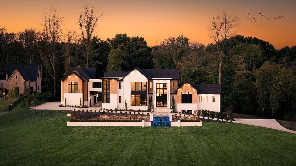 2 Acres of Land with Home for Sale in Brentwood, Tennessee