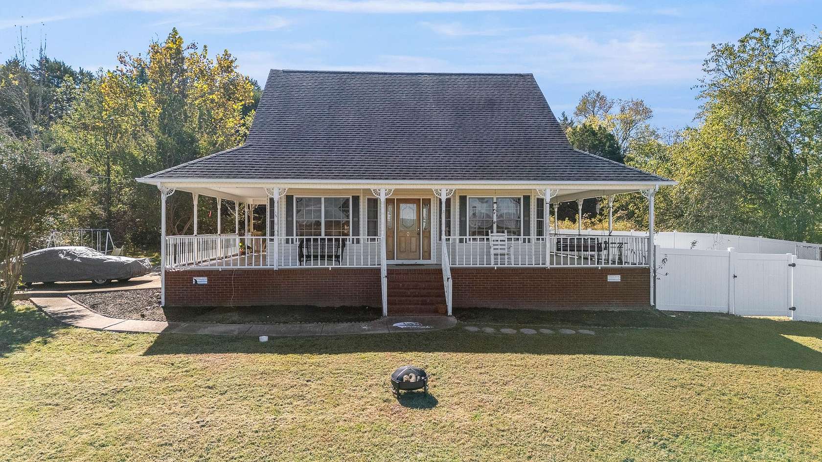 4 Acres of Land with Home for Sale in Pulaski, Tennessee