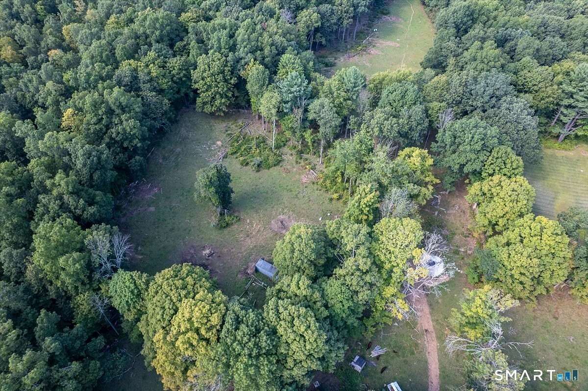 11.1 Acres of Land for Sale in Willington Town, Connecticut