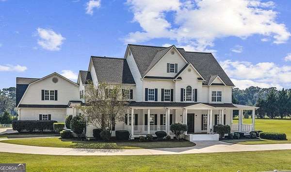 4.4 Acres of Land with Home for Sale in Williamson, Georgia