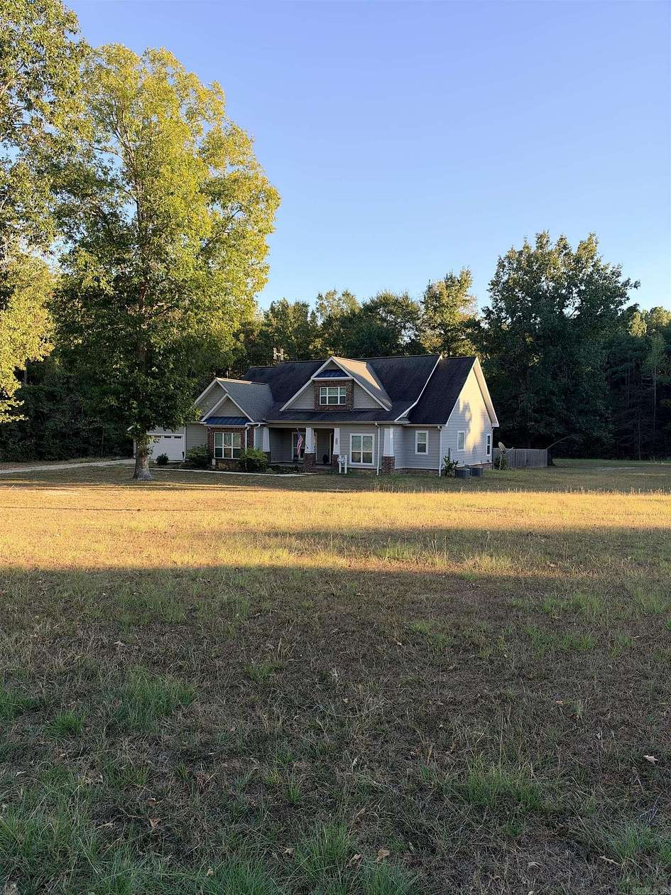 4 Acres of Land with Home for Sale in El Dorado, Arkansas