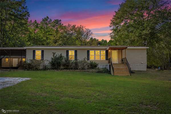 4.34 Acres of Land with Home for Sale in Ringgold, Louisiana