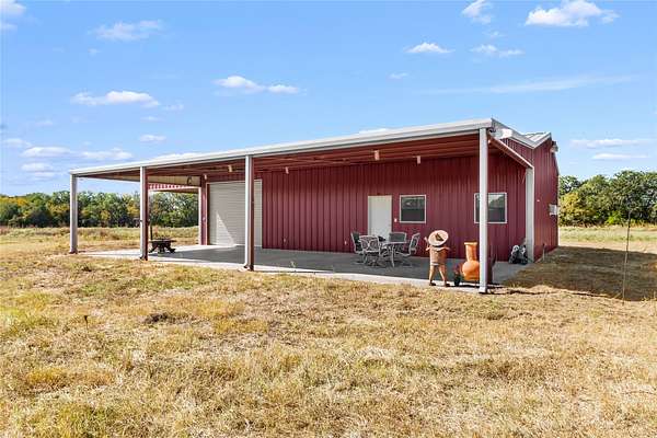 53.6 Acres of Improved Land for Sale in Thornton, Texas