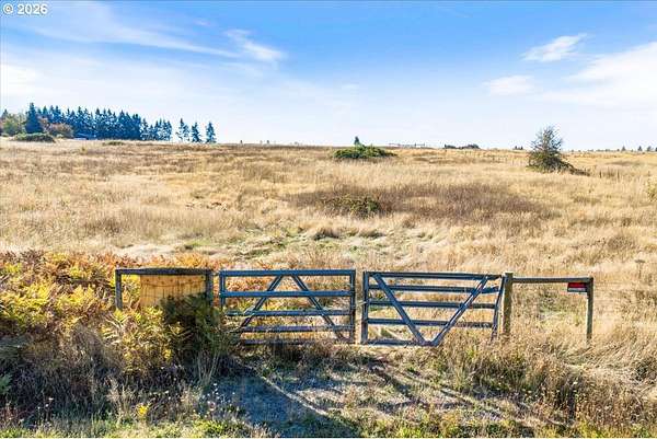 20 Acres of Land for Sale in Oregon City, Oregon