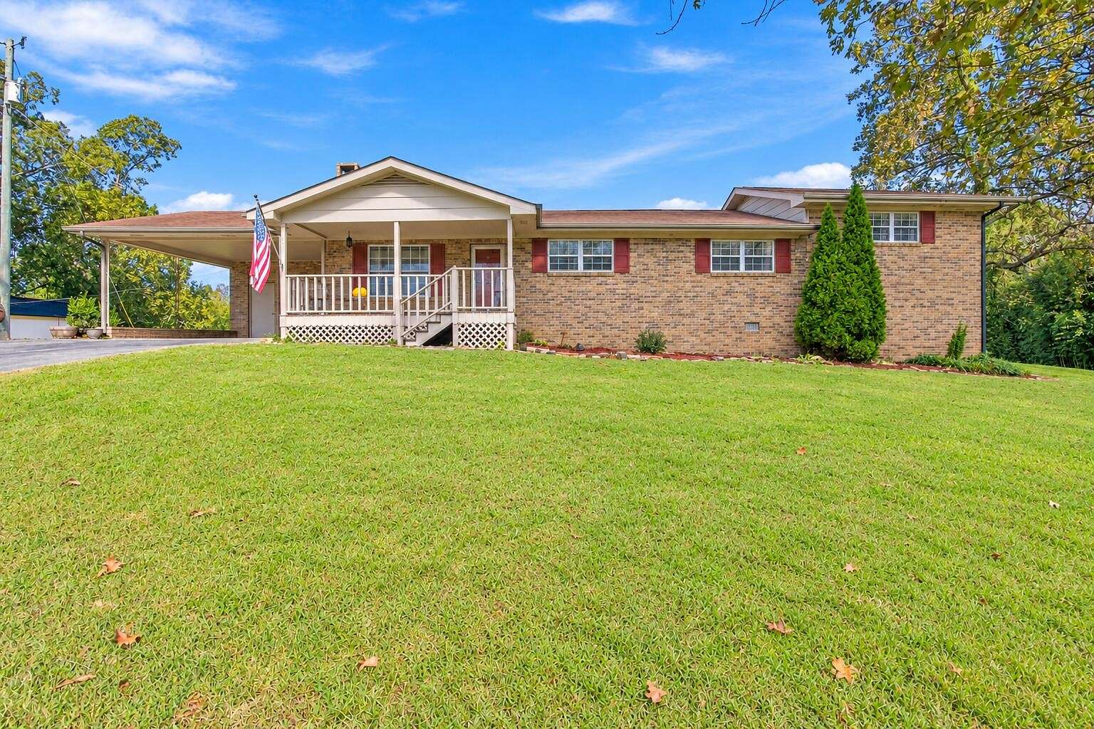 5 Acres of Land with Home for Sale in Tunnel Hill, Georgia
