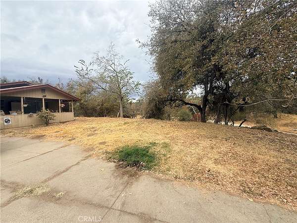5 Acres of Land with Home for Sale in Mariposa, California